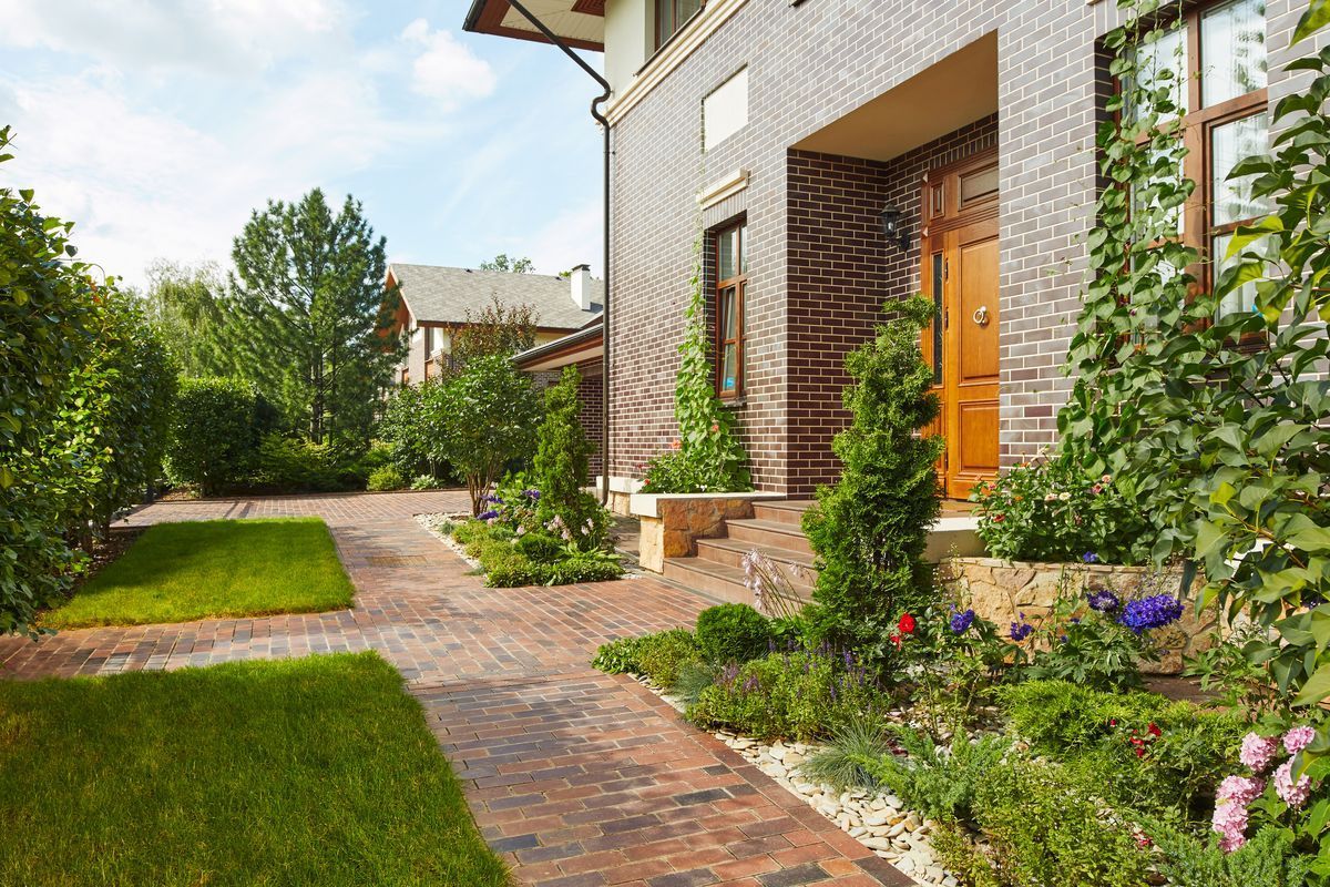 Искусственное озеленение на участке